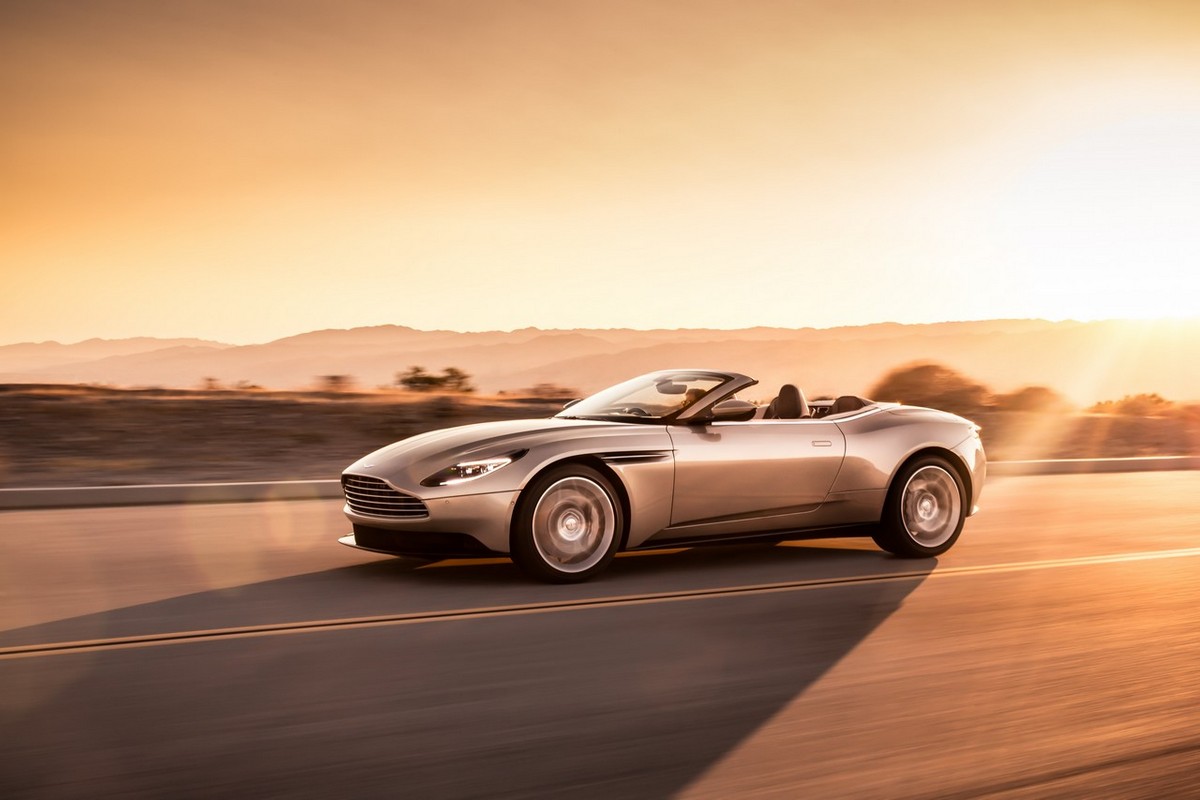 El Opel gt concept descubre su interior motor